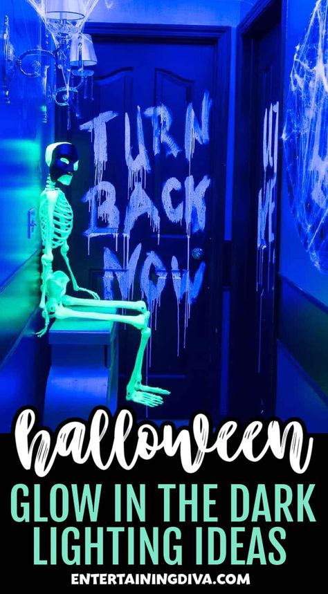 These DIY glow in the dark Halloween party decorations are awesome! They're easy to make and look so cool! Black Light Halloween Decorations, Black Light Halloween, Blacklight Halloween, Diy Black Light, Deco Halloween, Halloween Haunted House Decorations, Glow In The Dark Halloween, Halloween Lights Decorations, Light Halloween