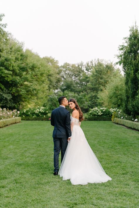 Uk Wedding Photography, Muted Wedding Photography, Staged Wedding Photos, Same Height Wedding Photos, Wedding Photos Traditional, Groom Carrying Bride Over Shoulder, European Wedding Photography, Magazine Style Wedding Photos, Photography Inspiration Wedding