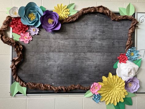 Flower/vine boarder for bulletin board 3d Flowers For Bulletin Board, Bulliten Board Border Ideas, Boarder For Bulletin Boards, Wildflower Bulletin Board, Floral Bulletin Board Ideas, Bulletin Boarder Ideas, Border Design For Bulletin Boards, Classroom Bulliten Board Ideas, Bulletin Border Ideas