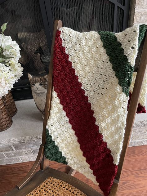 You Will Want This Lovely Christmas Afghan Pattern!! - Lakeview Cottage Kids Easy Crochet Afghan, Crochet Afghans Easy, C2c Blanket Pattern, C2c Afghan, Afghan Crochet Patterns Easy, Christmas Stripes, Christmas Afghan, C2c Blanket, Blanket Pattern Crochet