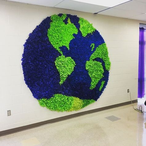 Green Kindergarten Design, Earth Decorations Classroom, Earth Theme Decoration, Earth Decorations, Superhero Classroom Decorations, 9 Elements, Around The World Theme, Earth Projects, Earth Day Projects