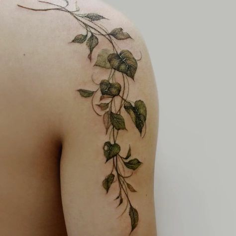 52 Lovely and Exceptional Vine Tattoos Ideas and Designs On Arm Rose Vine Tattoos, Flower Vine Tattoos, Around Arm Tattoo, Art Amour, Vine Tattoo, Wrap Tattoo, Bone Tattoos, Omerta Tattoo, Muster Tattoos