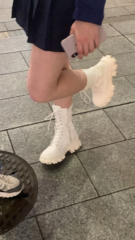 Shoes Kpop Idols Wear, White Combat Boots With Round Toe For Streetwear, Korean Fashion Boots, White Platform Boots For Streetwear, Korean White Boots Outfit, Kpop Shoes Korean Style, White Ankle Combat Boots For Streetwear, Cute Shoes Aesthetic Korean, Kpop Boots