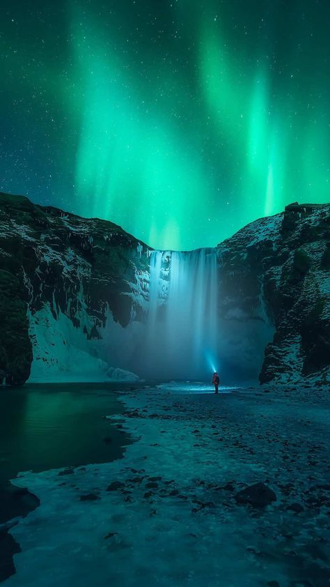 Iceland Waterfall Aurora in Sky iPhone Wallpaper Iceland Wallpaper, Northern Lights Wallpaper, Northern Lights Photography, Northern Lights Iceland, Iceland Photography, Iceland Waterfalls, Aurora Borealis Northern Lights, Iphone Wallpaper Sky, Visit Iceland