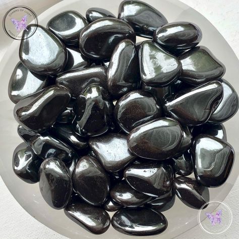 Hematite Healing Properties | Haematite Healing Properties | Hematite Meaning | Benefits Of Hematite | Metaphysical Properties Of Hematite | Charms Of Light - Healing Hematite Meaning, Healing Stones Meanings, Light Healing, Aries And Aquarius, Hematite Jewelry, Base Chakra, Hematite Crystal, Zodiac Stones, Hematite Necklace