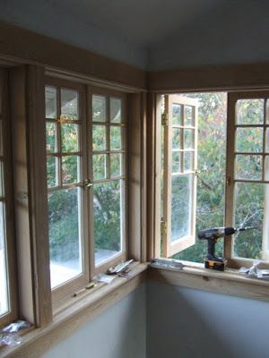 Old Casement Windows, Farmhouse Style Windows, Window Inside House Wall, Buddha Room, Window Makeover, Craftsman Window, Window Restoration, Cottage Windows, Sleeping Porch