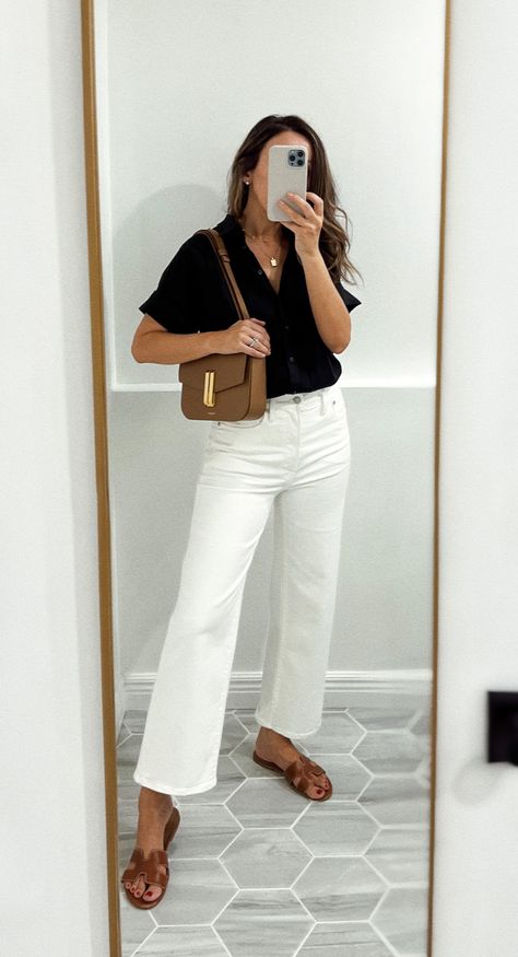 Crop White Jeans Outfit, Cream Cropped Wide Leg Jeans Outfit, January Business Casual Work Outfits, Texas Summer Work Outfits, Simple Outfits Midsize, Casual Summer Outfits For Petite Women, Work Outfits Summer 2024, Beach Business Casual, Soft Minimalism Fashion