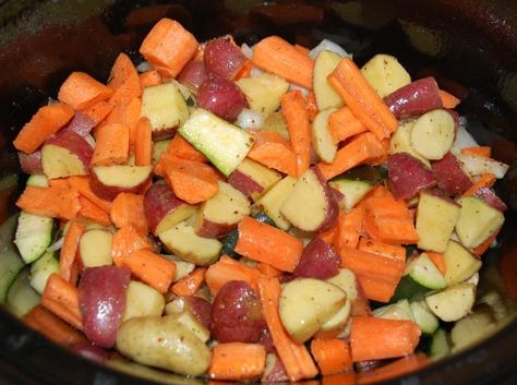 Slow Cooker Roasted Vegetables - StolenRecipes.net Crock Pot Roasted Vegetables, Crockpot Vegetables Recipes, Vegetables In The Crockpot, Crockpot Roasted Vegetables, Roasted Vegetables Crockpot, Roasted Vegetables In Crock Pot, Roasted Potatoes And Carrots Crockpot, Crock Pot Carrots And Potatoes, Slow Cooker Roasted Vegetables