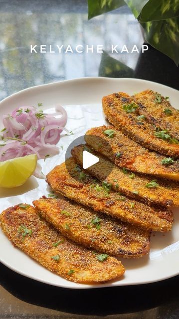 Banana Fry Recipes, Indian Fritters Recipe, Indian Snack Recipes Vegetarian, Kheema Recipe Indian, Raw Banana Recipes Indian, Raw Banana Recipes, Banana Recipes Indian, Breakfast Recipes Indian Veg, Veg Breakfast Recipes Indian