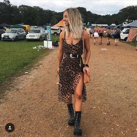 Mode Coachella, Look Da Festival, Festival Outfit Inspiration, Coachella Looks, Converse Outfits, Festival Mode, Fest Outfits, Mode Hippie, Looks Country