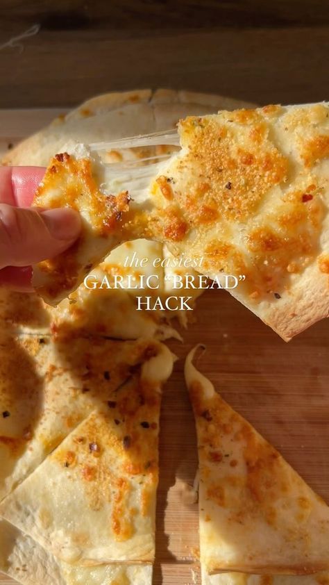 Garlic Tortilla, Tortilla Wrap, Italian Herbs, Instagram Recipes, 5 Ingredient Recipes, Make 10, Cheesy Bread, Tortilla Recipe, Food Content