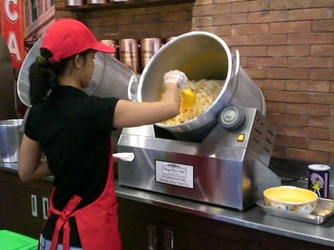 Popcorn Small Business, Popcorn Factory, Popcorn Store, Gourmet Popcorn Packaging, Commercial Popcorn Machine, Popcorn Packaging, Popcorn Shop, Air Popped Popcorn, Popcorn Machine