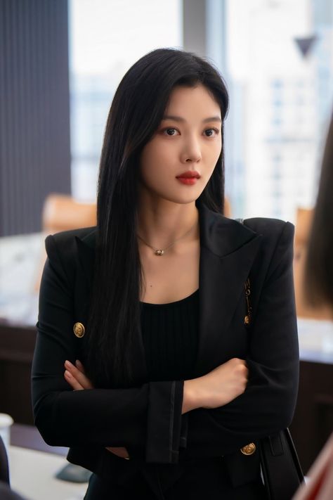 Kim Yoo Jung My Demon, Do Dohee Outfit My Demon, Do Do Hee Outfits, Do Do Hee My Demon Outfits, Kim Yoojung, Kim You Jung, Kim Yoo Jung, Korean Actresses, Korean Celebrities