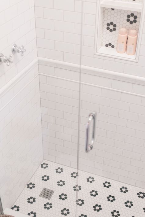 Small Shower Tile Ideas Simple, Shower Tile Ideas White, White Tile Shower Ideas Walk In, White Bathroom Shower Tile, Cottage Showers, Restroom Ideas, Small Space Ideas, White Subway Tile Shower, Bathroom Downstairs