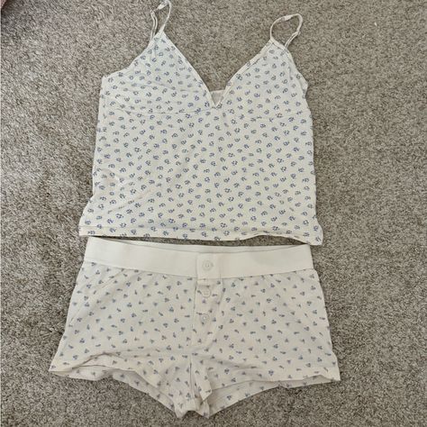 Cute Brandy Pj Set Great Quality Mexico, Brandy Pyjamas, Brandy Melville Pajama Set, Brandy Melville Accessories, Cute Pj Sets Aesthetic, Brandy Pajama Set, Brandy Melville Sets, Brandy Melville Pj Set, Brandy Core