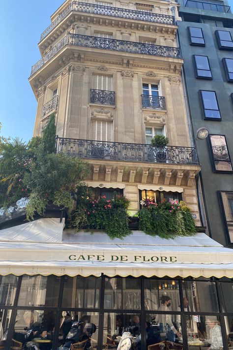 Nyc City Apartment, France Apartment Exterior, New York City Exterior, Bakery Apartment Exterior, City Cafe Exterior, Cafe Building Exterior, Cafe With Apartment Above Exterior, French Cafe Exterior Design, Fancy Apartment Exterior