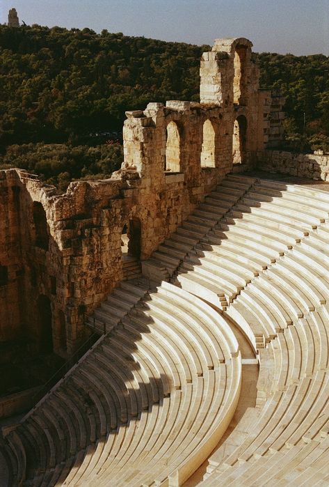 Ancient Greek Aesthetic Wallpaper Laptop, Greek Olympics Aesthetic, Hercules Aesthetic, Ancient Greece Olympics, Myth Aesthetic, Ancient Aesthetic, Greek Aesthetic, Greece Trip, Greek Architecture