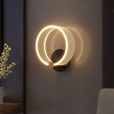 Simple Wall Lights, Cool Wall Lights Bedroom, Black Wall Light Fixtures, Lighting Design For Bedroom, Wall Light Fixtures Bedroom, Bedroom Side Wall Decor, Modern Wall Lights Living Room, Living Room Wall Lights Ideas, Bedroom Lights Ideas