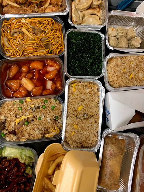 Uk Chinese Takeaway, Chinese Takeout Party, Food Travel Aesthetic, Chinese Food Takeaway, British Chinese Takeaway, Indian Takeaway Aesthetic, British Chinese Food, Chinese Take Out Aesthetic, Chinese Takeaway Aesthetic