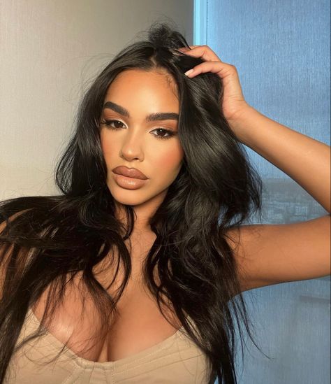 03.17.22 Latina Aesthetic Hair, Amaya Colon, Fashion Outfits Dresses, Most Beautiful Eyes, Long Hair Wedding Styles, Outfits Dresses, Nude Makeup, Foto Art, Beautiful Lips