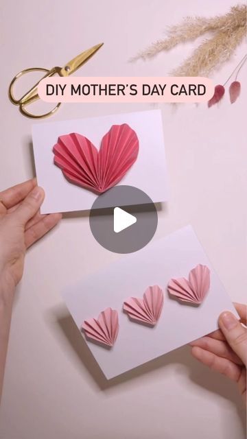 little SweetArt on Instagram: "DIY Mother‘s Day Card | DIY Muttertagskarte💕  (🇬🇧🇩🇪🔻)  🇬🇧 Mother’s Day is almost here again, so today I have a little inspiration for a Mother’s Day card for you. You don’t need a lot of material for this and the cards have a great effect thanks to the 3D look. You can write a few kind words or a voucher for your mom on the card and you already have a very personal Mother’s Day gift You can make the card with a larger single heart or with multiple small hearts. Which version do you like better?  🇩🇪 Bald ist wieder Muttertag und deshalb habe ich heute eine kleine Inspiration für eine Muttertags-Karte für euch. Ihr braucht dafür nicht viel Material und durch den 3D Look haben die Karten eine tolle Wirkung. In die Karte könnt ihr ein paar liebe Worte o 3d Mothers Day Cards Diy, Thank You Card For Mom, Mom Cards From Daughter, Mother's Birthday Card Ideas, Birthday Card For Mom Diy, Creative Birthday Cards For Mom, Diy Mothers Day Cards, Diy Mothers Day Card, Mothersday Diy