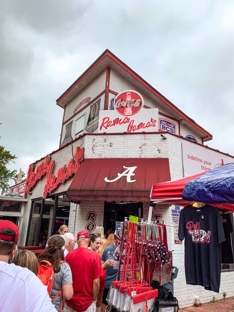 Alabama College Aesthetic, Bama Aesthetic, University Of Alabama Aesthetic, Bama Cheer, Alabama Aesthetic, Bama Gameday Outfit, Bama Gameday, Bama Rush, Roll Tide Football