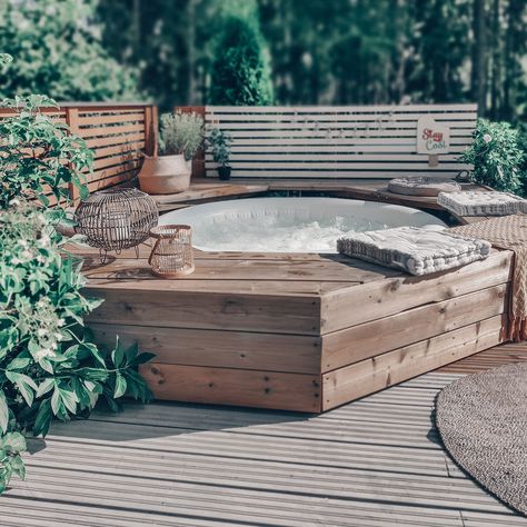 Hot tub decking ideas: pool surrounds to elevate your garden | Ideal Home Hot Tub Decking, Garden Jacuzzi Ideas, Hot Tub Deck Design, Pool Surrounds, Hot Tub Surround, Hot Tub Landscaping, Stone Garden Paths, Hot Tub Designs, Decking Ideas