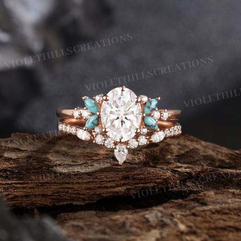 Oval Cut Moissanite Engagement Ring Set Marquise Cut Turquoise Ring Rose Gold Unique Moissanite Wedding Ring Set Anniversary Gift For Her Link to the Moss agate ring set: https://www.etsy.com/listing/1749549071 Setting with Marquise Ruby Stone: https://www.etsy.com/listing/174954084 ⨞Handmade item                                                                                                       ⨞Materials: 14k, 18k Gold, Rose gold, White gold Ring size can be choose from the selection box. ⨞E Western Wedding Rings Sets, Western Engagement Rings, Western Wedding Rings, Turquoise Wedding Rings, Country Western Wedding, Western Rings, Western Themed Wedding, Oval Cut Moissanite Engagement Ring, Pretty Engagement Rings