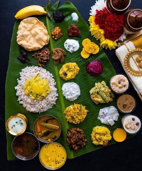 Onam Food Snapchat, Onam Related Pics, Kerala Sadhya Photography, Onam Food Photography, Sadhya Photography, Onam Sadhya Photography, Onam Aesthetics Moodboard, Onam Aesthetics, Onam Theme