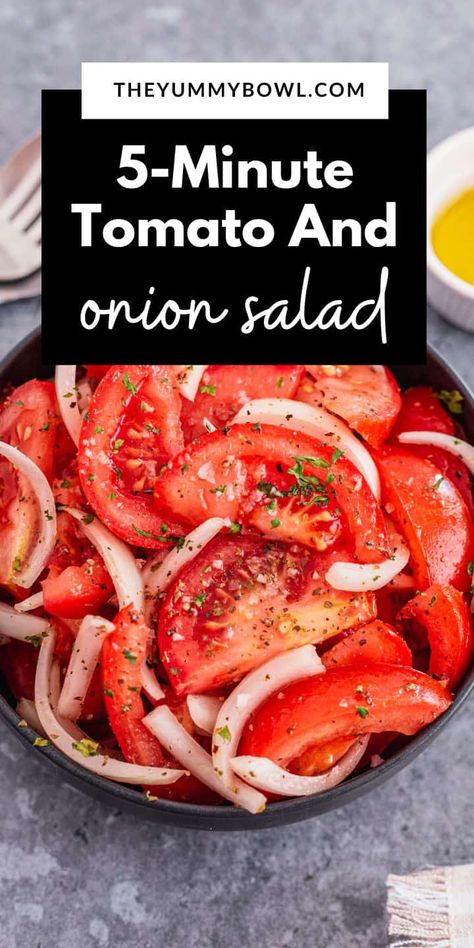 Red Onion Recipes Dinners, Easy Tomato Salad Recipes, Tomato Garlic Salad, Cold Tomato Salad, Tomatoes And Onions Recipes, Onion Dressing Salad, Best Fresh Tomato Recipes, Roma Tomato Salad, Tomato Salad Ideas