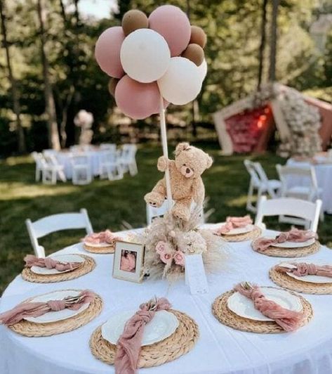 Table Centerpieces For Baby Shower Girl, Pink Bear Birthday Theme, Girls Baby Shower Ideas Themes, Teddy Bear Baby Shower Table Setting, Boho Teddy Bear Centerpieces, Babyshower Ideas For Girl, Girl Babyshower Themes Ideas, Baby Shower Themes For Baby Girl, Girl Bear Themed Baby Shower Ideas