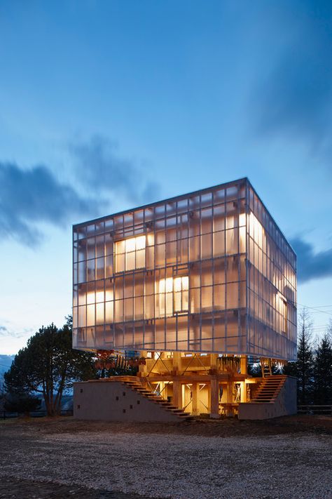 Nest We Grow / Kengo Kuma & Associates + College of Environmental Design UC Berkeley | ArchDaily Nest We Grow, Kengo Kuma Architecture, Timber Architecture, Kengo Kuma, Uc Berkeley, Wood Building, Wood Architecture, Baroque Architecture, Structure Architecture