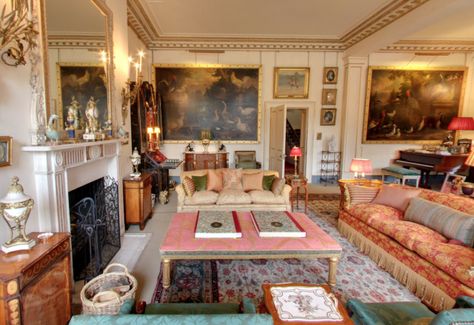 Inside Clarence House: Prince Charles’ Home - The Garden Room Dumfries House, Robert Kime, Clarence House, Elisabeth Ii, The Royal Collection, Royal Residence, Historic Home, Prince Charles, Town And Country