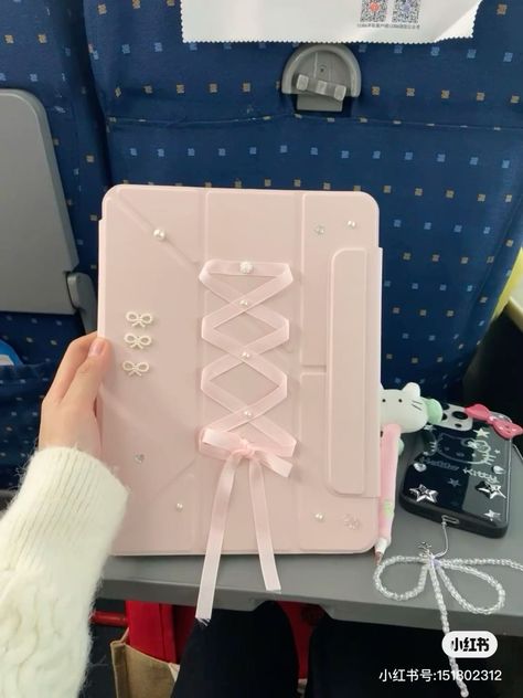 Pink Gadgets Aesthetic, Aesthetic Tablet Case, Pink Ipad Case Aesthetic, Kawaii Ipad Case, Aesthetic Ipad Cover, Cute Ipad Cases Aesthetic, Cute Electronics, Coquette Ipad Case, Apple Devices Aesthetic