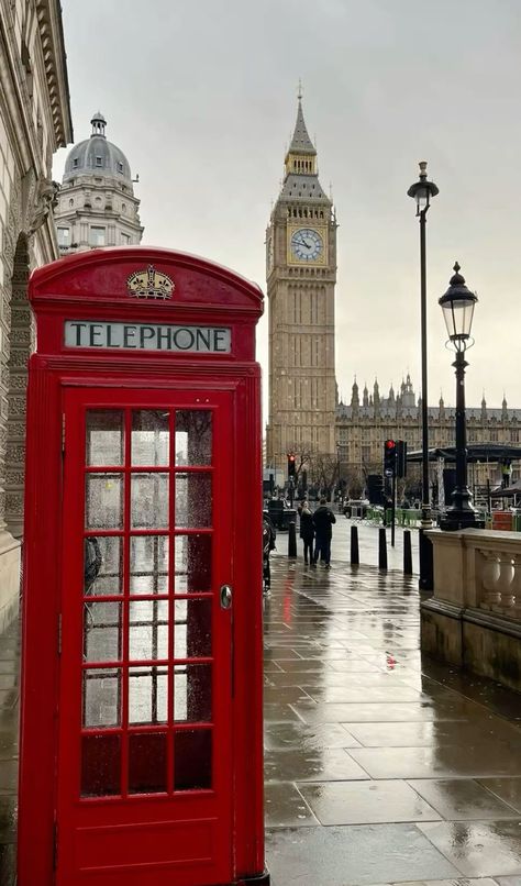 BigBen Uk Asthetic Picture, London During Winter, Rich London Aesthetic, London University Aesthetic, London Spring Aesthetic, London City Wallpaper, Vision Board London, London Moodboard, London Scenery