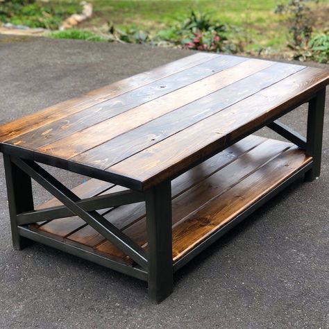 Beginner Welding Projects, Beginner Welding Projects Ideas, Wood Coffee Table Diy, Beginner Welding, Woodworking Coffee Table, Barnwood Coffee Table, Welding Projects Ideas, Diy Farmhouse Coffee Table, Pallet Wood Coffee Table