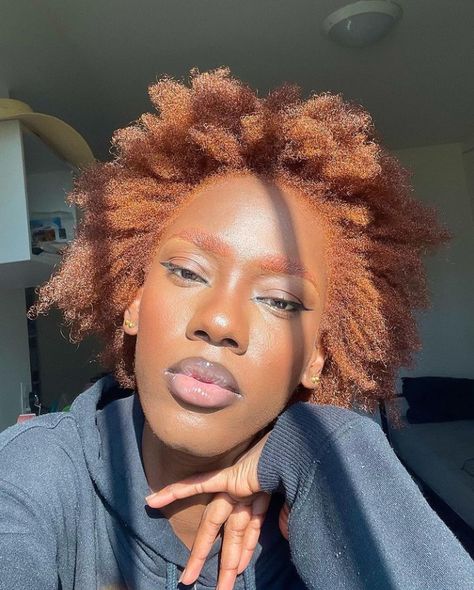 Colors To Dye Natural Hair, Auburn Afro Hair Black Women, Hair Dye Ideas For Afro, Dark Skin Women With Ginger Hair Color, 4c Dyed Hair Natural Ginger, Short Natural Ginger Hair, Short Ginger Natural Hair Black Women, Dyed Afro Hair 4c Ginger, Ginger Dye Hair