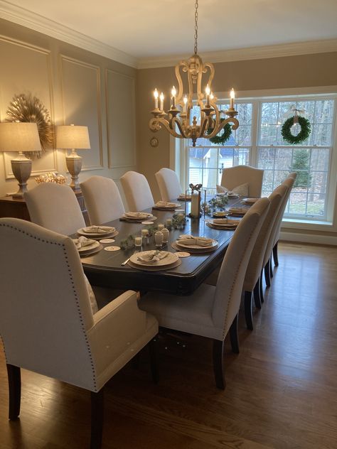 Eating Table Dining Rooms, House Design Dining Room, Dining Room With Dark Wood Floors, Dinning Room Aesthetic, Suburban Dining Room, Dinner Room Ideas, Bloxburg Dining Room, Fancy Dining Room, Cream Dining Room