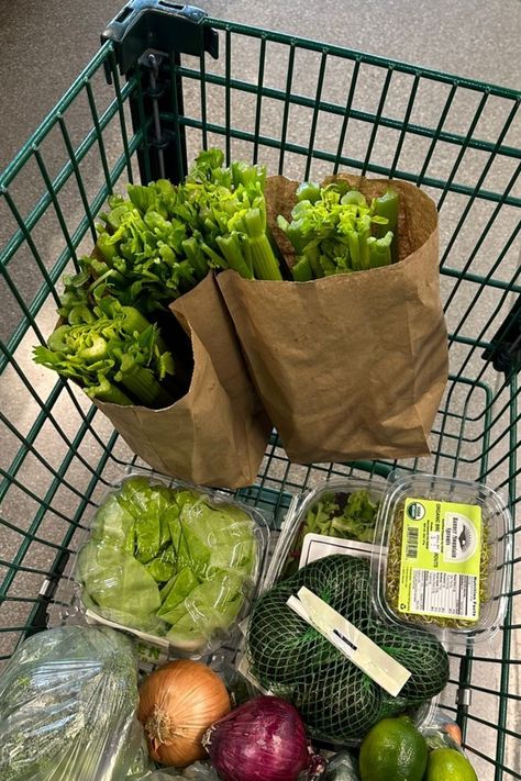 Healthy Groceries, Healthy Food Motivation, Healthy Girl, Healthy Lifestyle Inspiration, Grocery Shop, Clean Recipes, Aesthetic Food, Healthy Habits, Shopping Cart