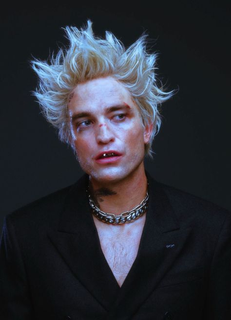 Robert Pattinson Gq, Jack Bridgland, Punk Photoshoot, Liberty Spikes, Modern Vampires, Gq Magazine, Go To Bed, Hair Reference, Pose Reference Photo