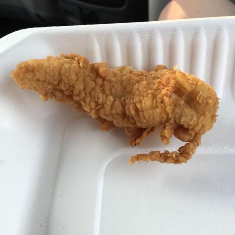 Heres a chicken tender that looks like a deep-fried naked mole rat. Whatever Daddy Wants Daddy Gets Mole Rat, Whatever Daddy Wants, Mole Rat, Chicken Tender, A Chicken, Chicken Tenders, Dessert Drinks, Rodents