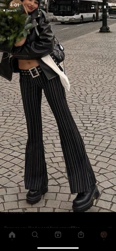 Style Pinstripe Pants, Y2k Pinstripe Pants, Pinstripe Bell Bottoms Outfit, Y2k Trousers Outfit, Pinstripe Pant Outfit, Pin Stripe Pants Outfit Y2k, Striped Work Pants Outfit, Low Waist Pinstripe Trousers Outfit, Stripped Pants Aesthetic