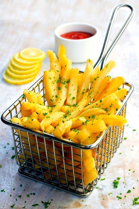 how to freeze fresh cut french fries, how to make and freeze french fries, freeze homemade french fries, how to freeze french fries, diy french fries to freeze, freeze potatoes for french fries, homemade french fries to freeze, freeze drying french fries, how to freeze potatoes french fries, freeze dried french fries, freeze french fries, how to freeze homemade french fries, how to freeze potatoes for french fries, how to freeze french fries from potatoes Diy French Fries, Freeze French Fries, Plate Food Photography, French Fries Homemade, Freeze Potatoes, Fries Homemade, Food Comfort, Homemade French Fries, Food Photoshoot