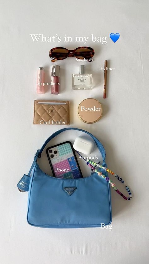 Summer Bag Essentials, Perfume Rose, Everyday Bag Essentials, What's In My Purse, School Bag Essentials, Inside My Bag, Purse Essentials, Carry On Bag Essentials, Handbag Essentials