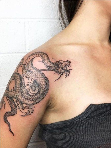 Dragon Tattoo Arm, Dragons Tattoo, Chinese Dragon Tattoos, Dragon Sleeve Tattoos, Dragon Tattoo For Women, Inspiration Tattoos, Tiny Tattoo, Arrow Tattoo, Shoulder Tattoos For Women