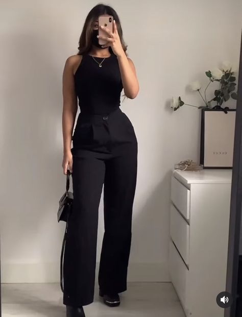 Office Outfit Ideas Black Women, Women’s Business Casual Black, Perfesional Outfit, All Khaki Outfits For Women, Real Estate Baddie Outfits, Professional Classy Outfits Women, Proffesional Dress For Women, Fbi Female Outfits, Causal Formal Outfits For Women