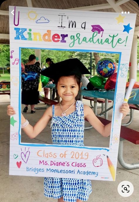 Kindergarten Graduation Themes, Preschool Graduation Theme, Kindergarten Graduation Pictures, Vpk Graduation, Kindergarden Graduation, Preschool Graduation Party, Kindergarten Graduation Party, Kindergarten Party, Graduation Photo Booth