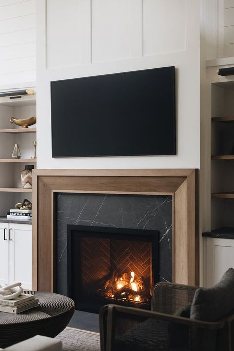 Fireplace Ideas Wood Mantle, Wooden Fireplace Surround, Wood Fireplace Surrounds, Fireplace Update, Scott Living, Black Fireplace, Fireplace Built Ins, Family Room Fireplace, White Fireplace