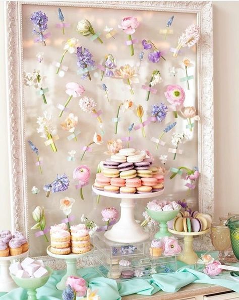 Fairy Garden Birthday Party, Idee Babyshower, Pastel Party, Easter Party Decor, Garden Party Birthday, Garden Birthday, Cakes And Cupcakes, Tea Party Garden, Fairy Birthday