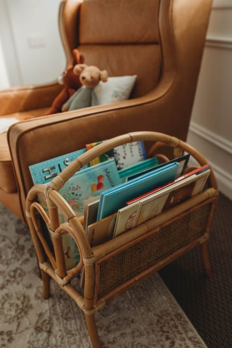 1960s Nursery Room, Nursery Ideas Book Theme, Green Nursery Chair, Vintage Jungle Nursery, Gender Neutral Nursery Montessori, Vintage Nursery Chair, Vintage Bookshelf Nursery, Book Storage In Nursery, Bookshelf Baby Room